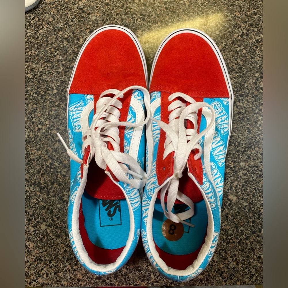 Used like new!  Size 8 mens Vans.